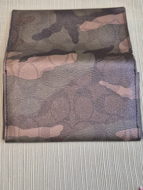 Coach Camouflage Pattern Wallet Card Slots And ID Slot - Brown Green Camo - Picture 8 of 8